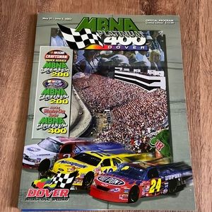 MBNA Platinum Dover 400 Souvenir Magazine.